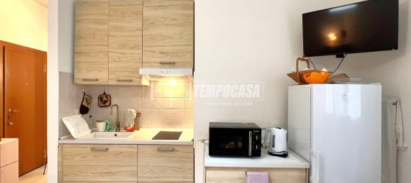 Studio in Milan, Italy No. 250748 5