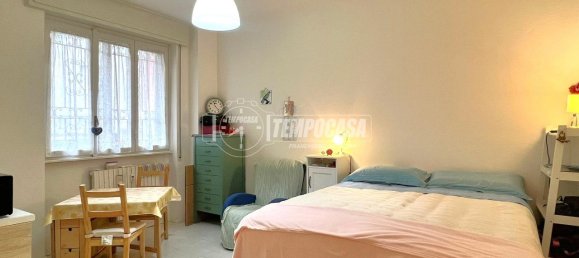 Studio in Milan, Italy No. 250748 10