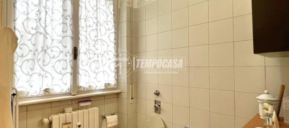 Studio in Milan, Italy No. 250748 15