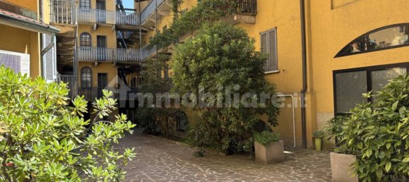 1 bedroom Apartment in Milan, Italy No. 313905 2