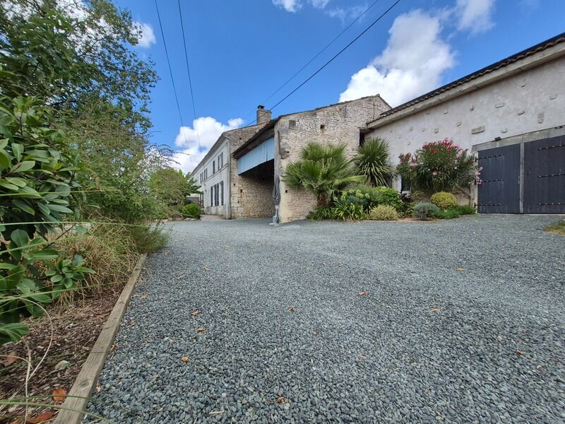 Дом с 3 спальнями в Бор, Франция № 321036