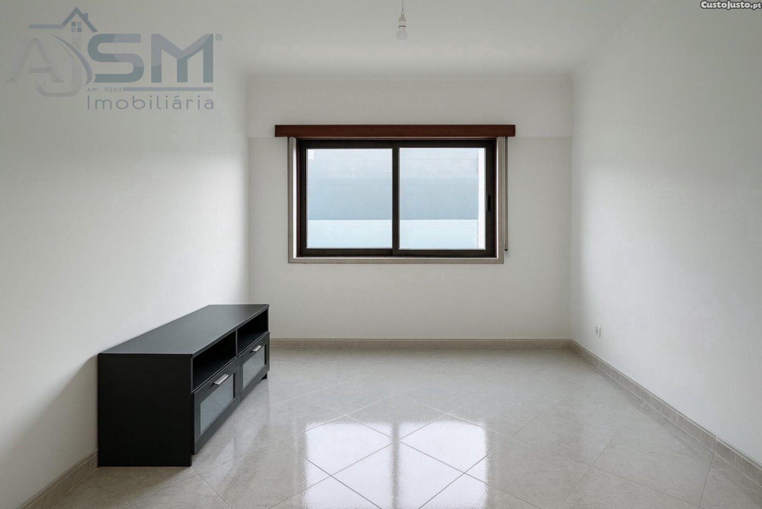 2 bedrooms Apartment in Sintra, Portugal No. 300618