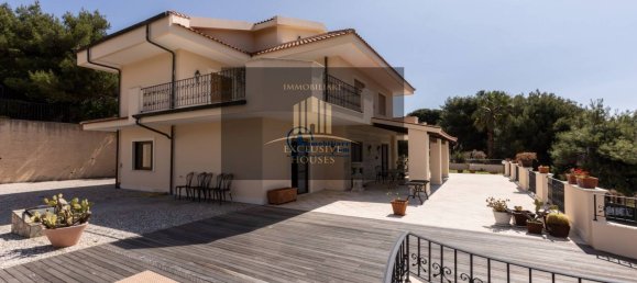 21-Zimmer Villa in Messina, Italy, Nr. 219496 49