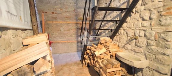 6 rooms House in Cerreto Grue, Italy No. 206172 30