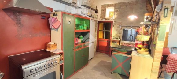 6 rooms House in Cerreto Grue, Italy No. 206172 8