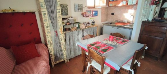 6 rooms House in Cerreto Grue, Italy No. 206172 32