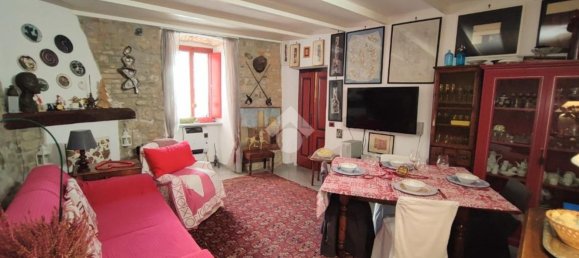 6 rooms House in Cerreto Grue, Italy No. 206172 14