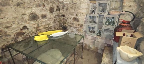 6 rooms House in Cerreto Grue, Italy No. 206172 11