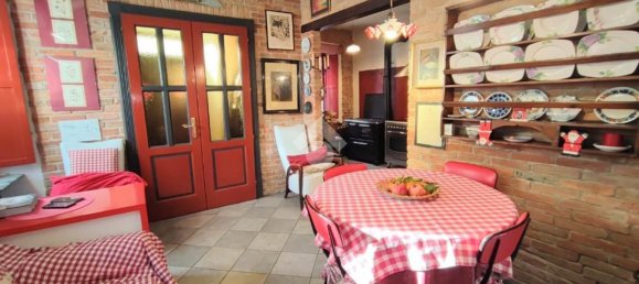 6 rooms House in Cerreto Grue, Italy No. 206172 4