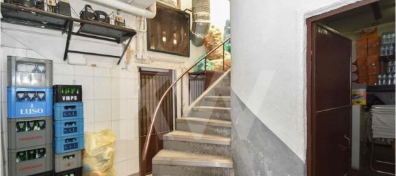 Gewerbliche Immobilie in Porto, Portugal 350m², Nr. 61817 21