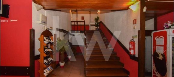 Gewerbliche Immobilie in Porto, Portugal 350m², Nr. 61817 6