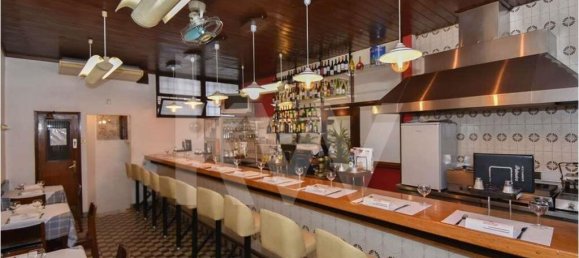 Gewerbliche Immobilie in Porto, Portugal 350m², Nr. 61817 18