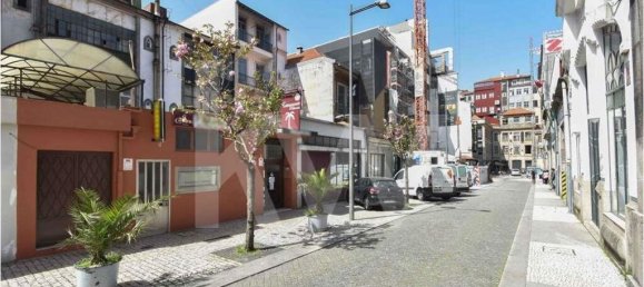 Gewerbliche Immobilie in Porto, Portugal 350m², Nr. 61817 22