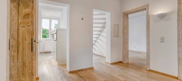 4 rooms Duplex in Dusseldorf, Germany No. 371098 3