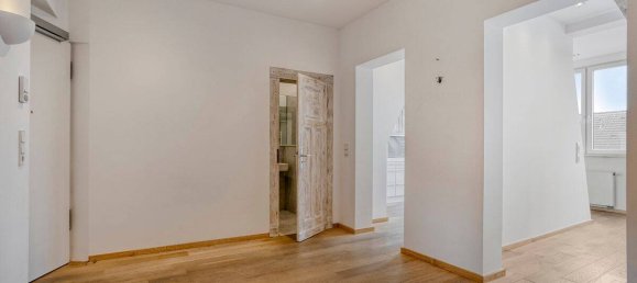 4 rooms Duplex in Dusseldorf, Germany No. 371098 4