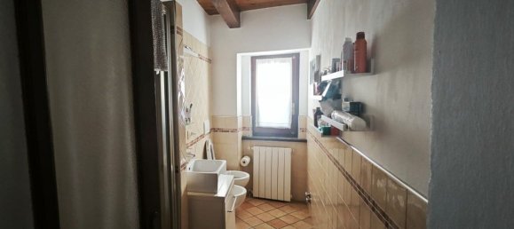 Casa de 5 habitaciónes en Biella, Italy No. 302801 11