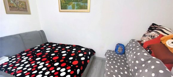 4غرفة شقة في Massa, Italy رقم 192992 2