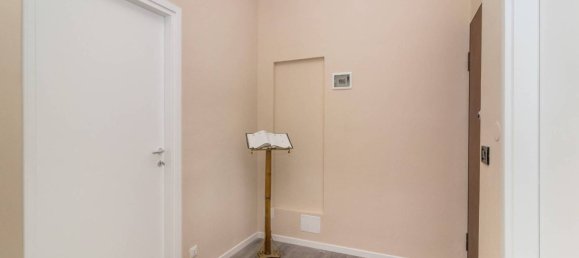 4 bedrooms Apartment in Turin, Italy No. 198141 26