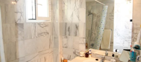 2 bedrooms Apartment in Marbella, Spain No. 108173 9