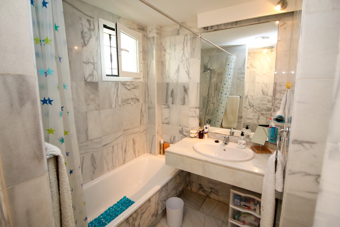 2 bedrooms Apartment in Marbella, Spain No. 108173