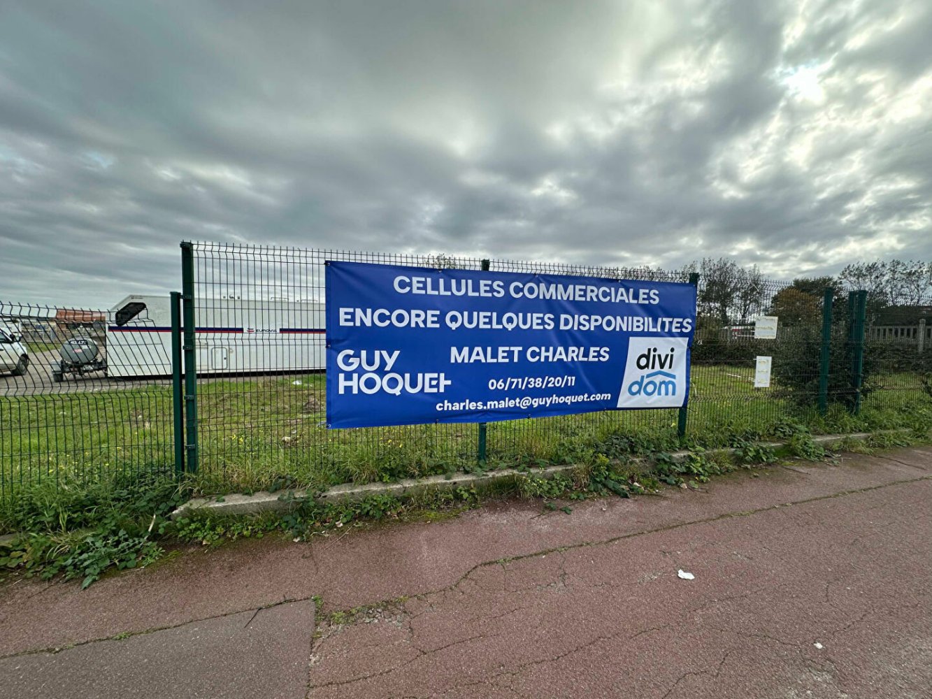 1غرفة بناية في Calais, France رقم 236198