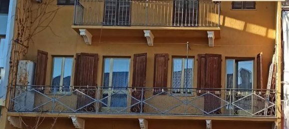 4 bedrooms House in Strambino, Italy No. 11822 2