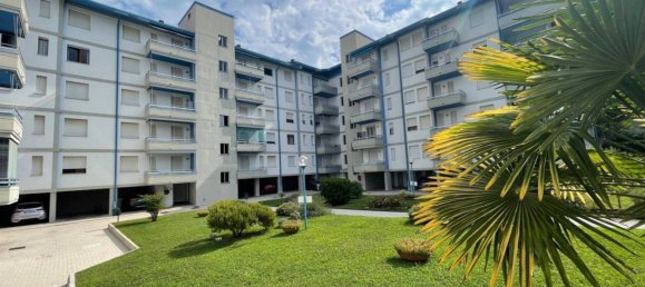 2-salle Appartement à Udine, Italy No. 296664 2