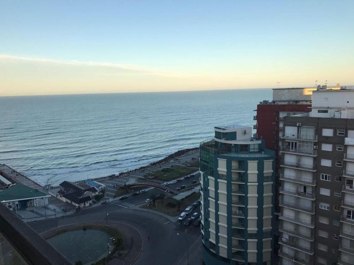 Apartamento de 2 dormitorios en Mar del Plata, Argentina No. 75904