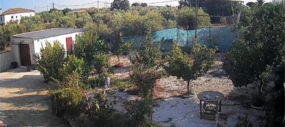 3 bedrooms House in La Carlota, Spain No. 186016 5