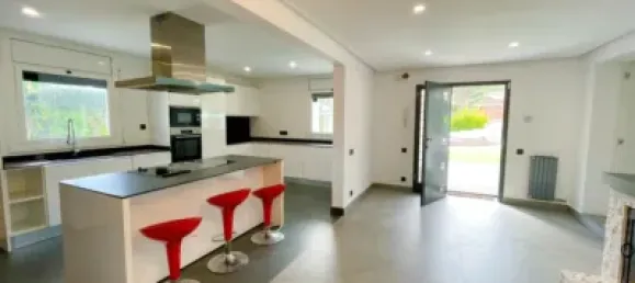 6 bedrooms House in Sant Fost de Campsentelles, Spain No. 71381 13