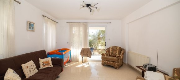 4 bedrooms Villa in Steni, Cyprus No. 21699 5