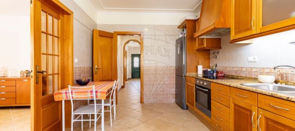 3 Schlafzimmer Haus in Lourinha, Portugal, Nr. 290680 10