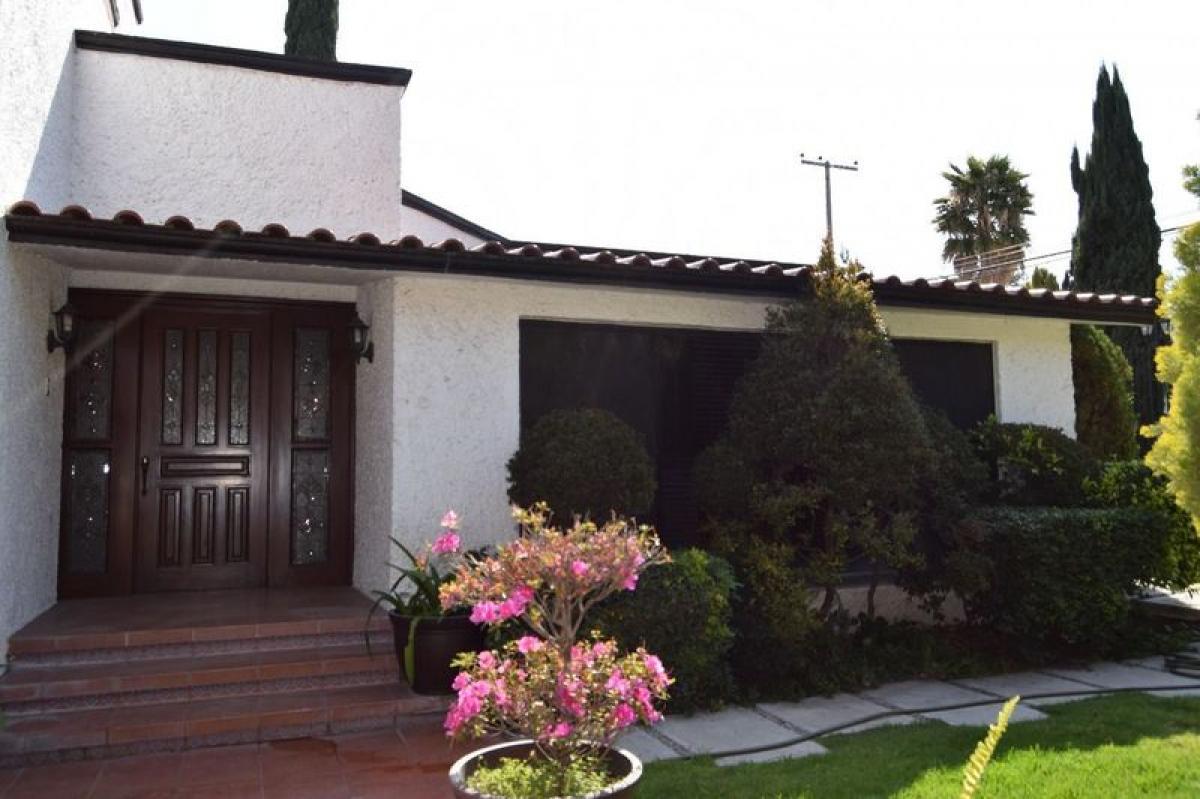 3 bedrooms House in Queretaro, Mexico No. 165671
