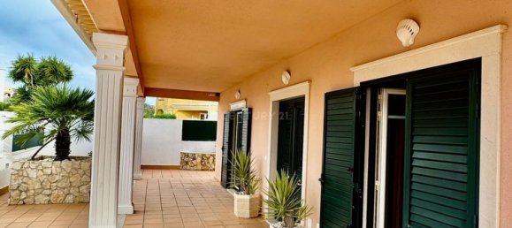 Casa de 4 dormitorios en Armacao de Pera, Portugal No. 122896 10