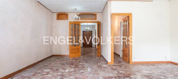 4 bedrooms Apartment in Rome, Italy No. 68743 4
