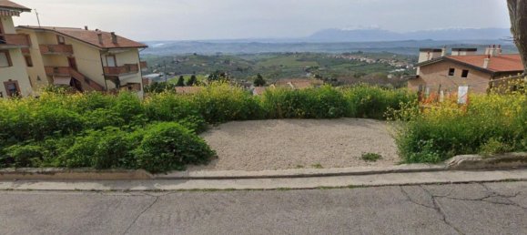 Grundstück in Città Sant'Angelo, Italy 2040m², Nr. 380607 11