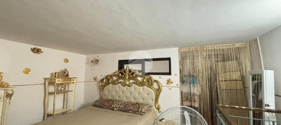 3 Schlafzimmer Wohnung in Castellammare di Stabia, Italy, Nr. 376480 8