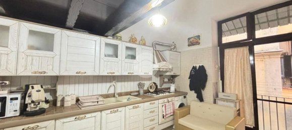 3 Schlafzimmer Wohnung in Castellammare di Stabia, Italy, Nr. 376480 4