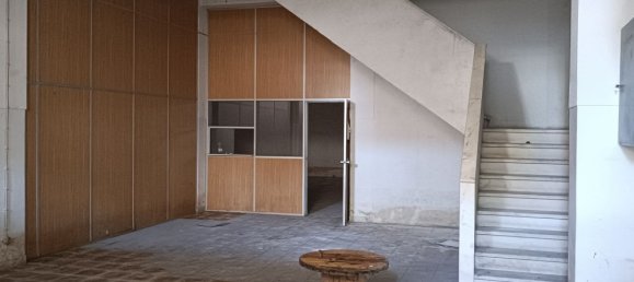 Lagerhaus in Sintra, Portugal 1219m², Nr. 70231 3