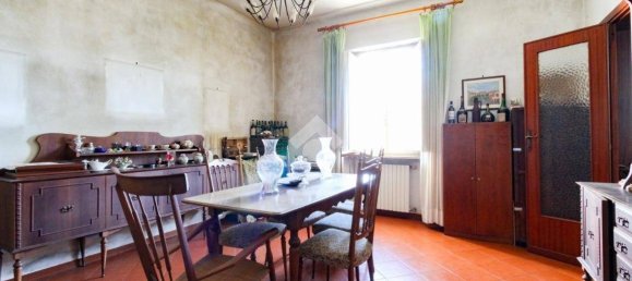 3 bedrooms House in Pisa, Italy No. 48799 2