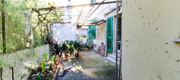 3 bedrooms House in Pisa, Italy No. 48799 30