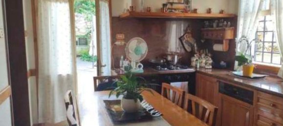 4 rooms Apartment in Padua, Italy No. 15437 3