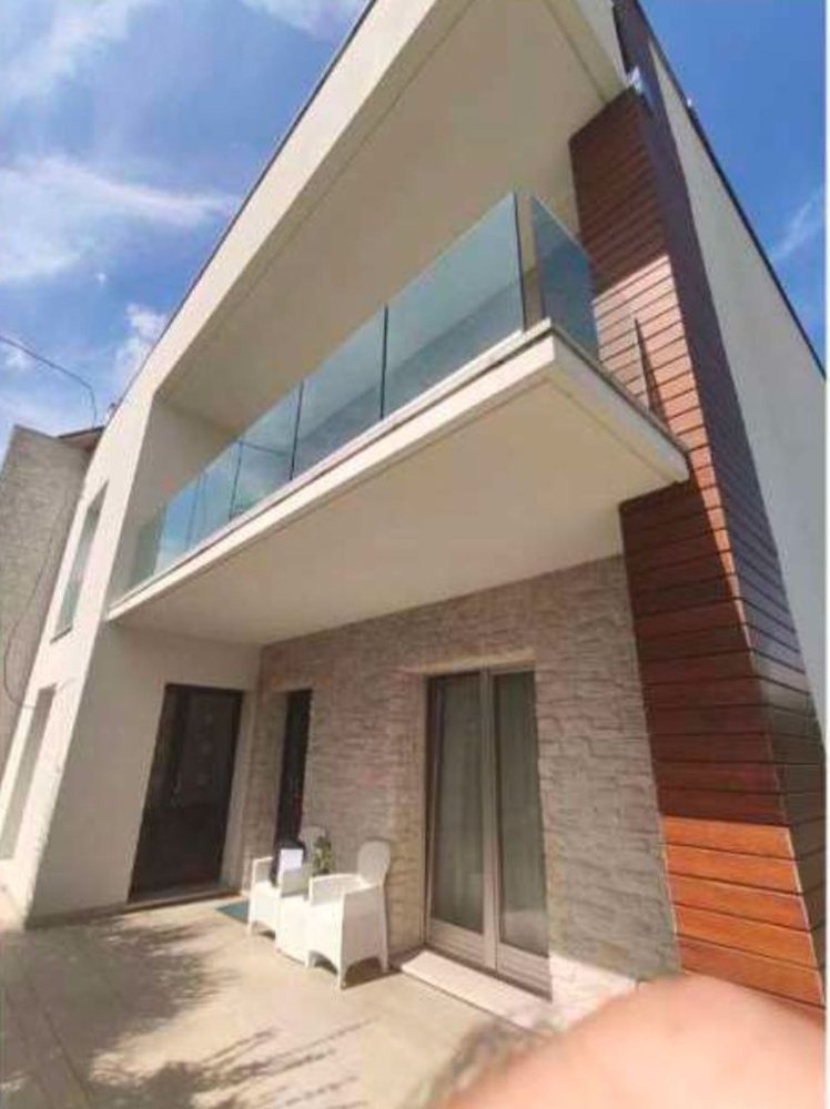 4 rooms Apartment in Padua, Italy No. 15437