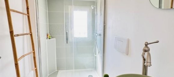 Villa de 4 dormitorios en Frontignan, France No. 338993 11