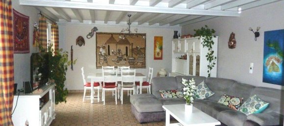 Casa de 3 dormitorios en Loire, France No. 355565 4