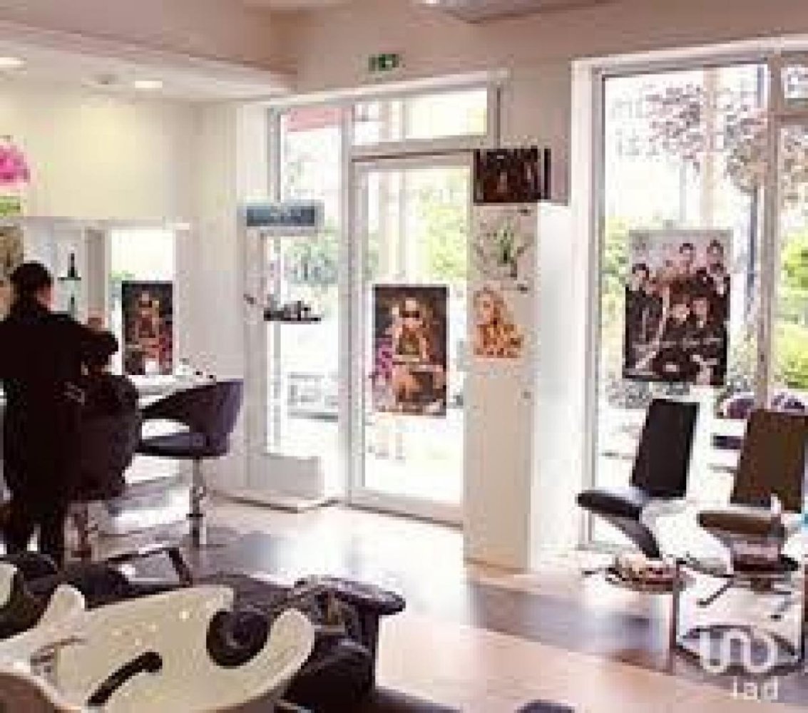 Fábrica em Villepreux, France 75 m² N.º 19762