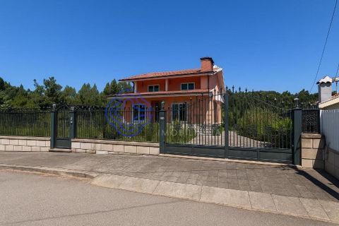 Дом с 4 спальнями в Алфена, Португалия № 328749