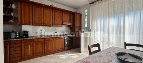 3 Schlafzimmer Wohnung in Livorno, Italy, Nr. 354578 2