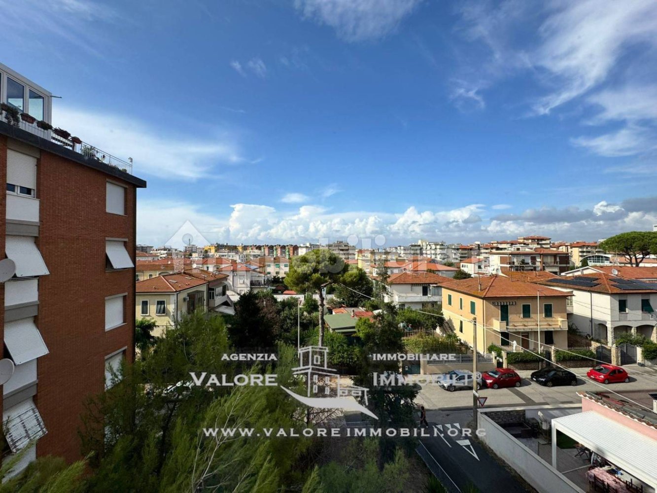 3 Schlafzimmer Wohnung in Livorno, Italy, Nr. 354578