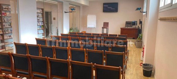 5 rooms Office in Milan, Italy No. 355709 8